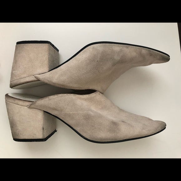 Mules - Picture 3 of 5